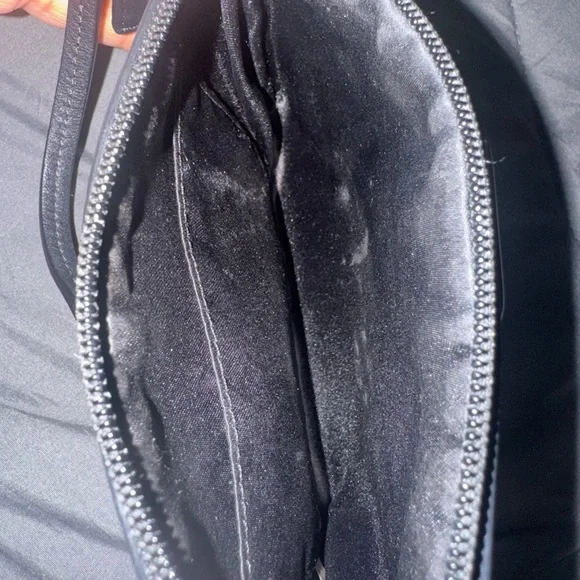 Coach Signature Poppy C  Black Wristlet….EUC - Picture 7 of 7